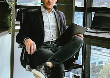 A importância da inteligência emocional na liderança empresarial – dia de livro Antifrágil – Nassim Nicholas.